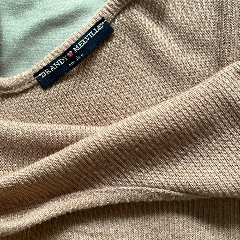 Brandy Melville Knit Top 🎀